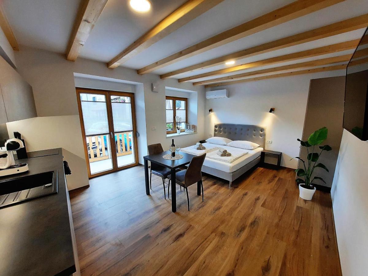 Appartement Hlapi With *