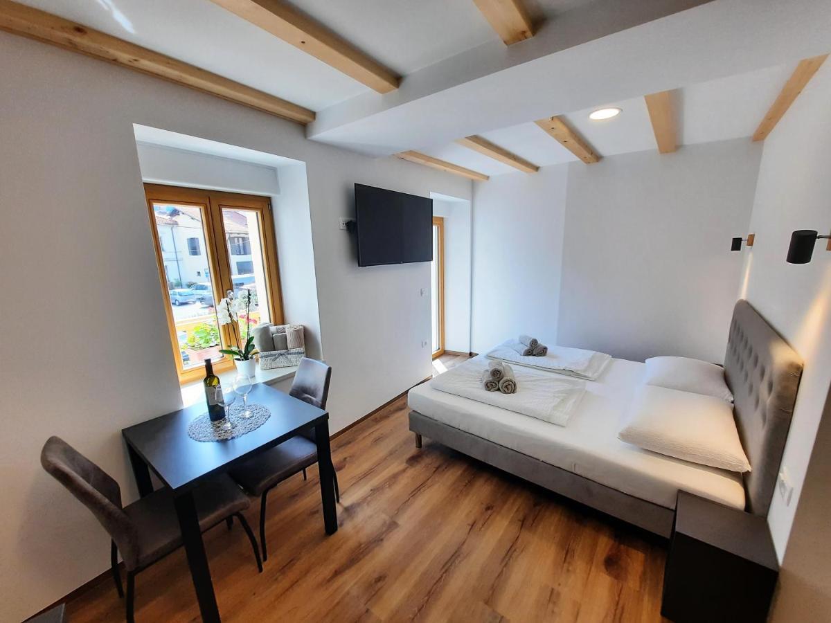 Appartement Hlapi With
